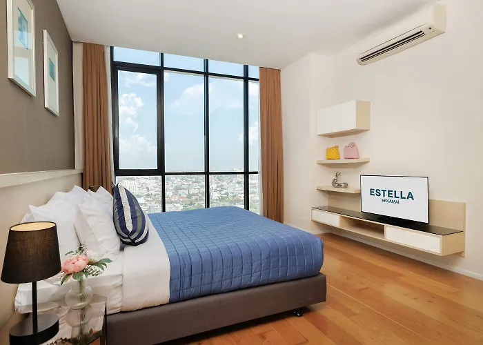 Hotel Estella Ekkamai 4*