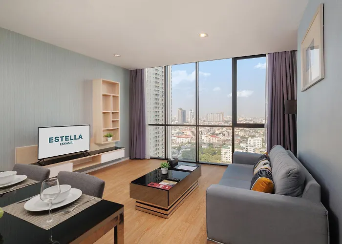 Hotel Estella Ekkamai