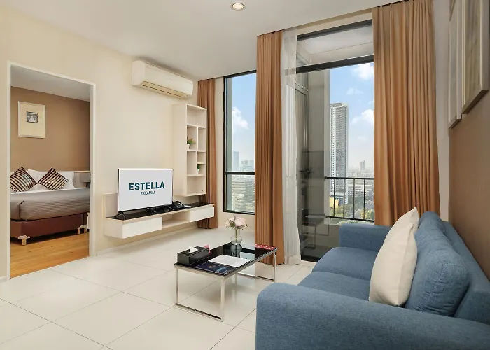 Hotel Estella Ekkamai 4*