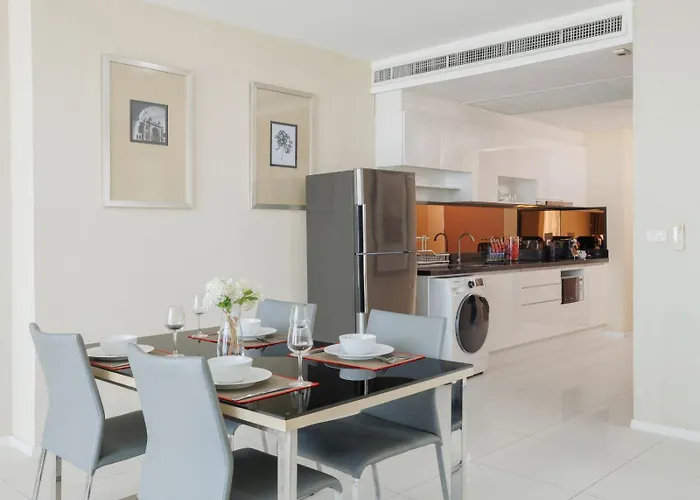 Hotel Estella Ekkamai Bangkok
