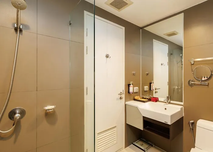 Hotel Estella Ekkamai 4*